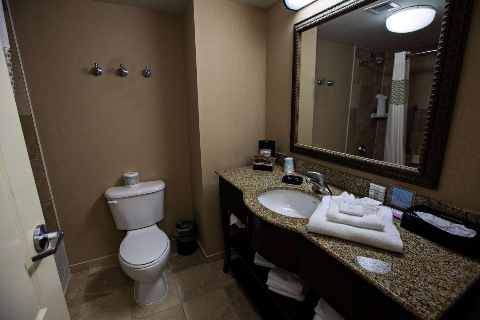 Hampton By Hilton Napanee Hotel 3*