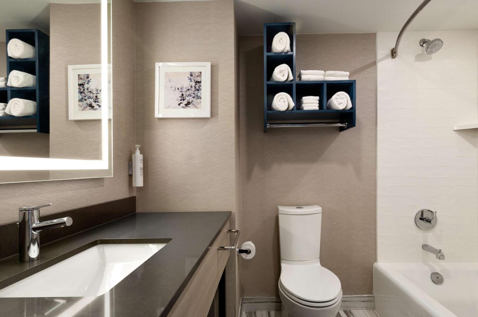 Hampton By Hilton Napanee