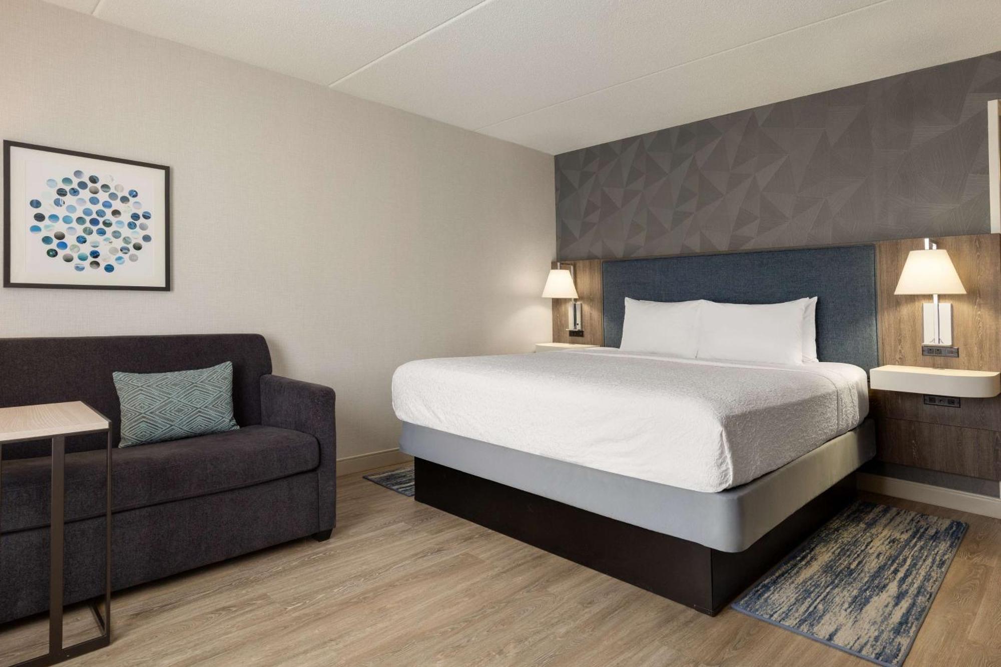 Hotel Hampton By Hilton Napanee 3*