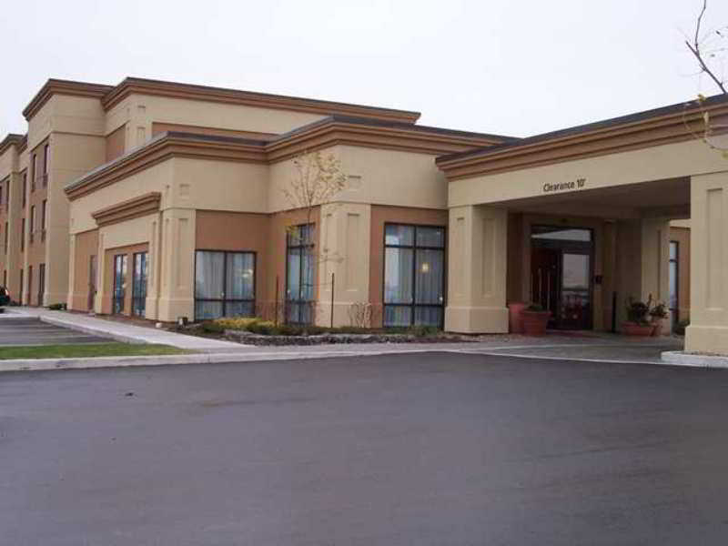 Hampton By Hilton Napanee Hotel